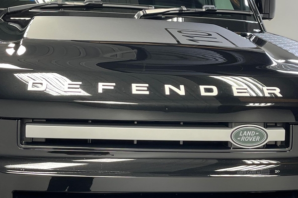 Land Rover Defender 3.0 D250 Se 110 5Dr Auto in Antrim