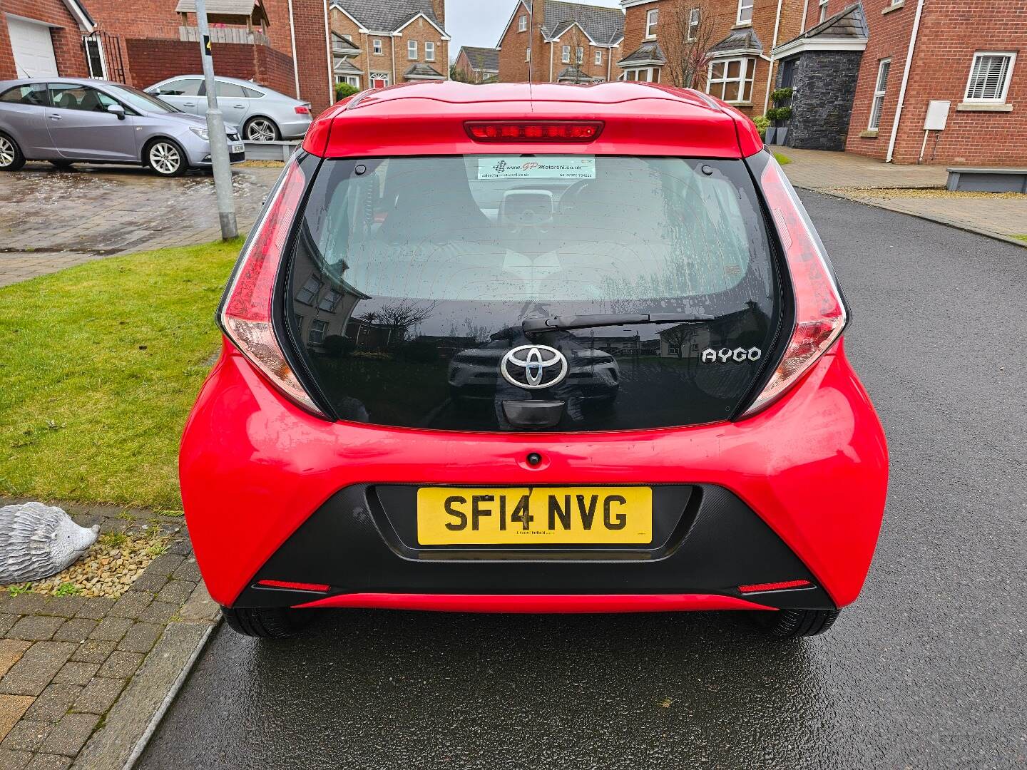 Toyota Aygo HATCHBACK in Down