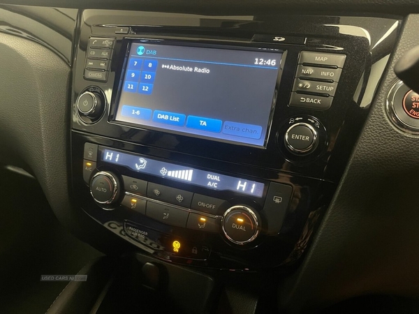 Nissan Qashqai 1.2 ACENTA PREMIUM DIG-T 5d 113 BHP SAT NAV, Reverse camera in Down