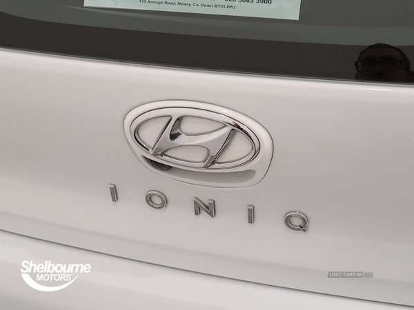 Hyundai Ioniq 1.6 h-GDi 1st Edition Hatchback 5dr Petrol Hybrid DCT Euro 6 (s/s) (141 ps) in Down