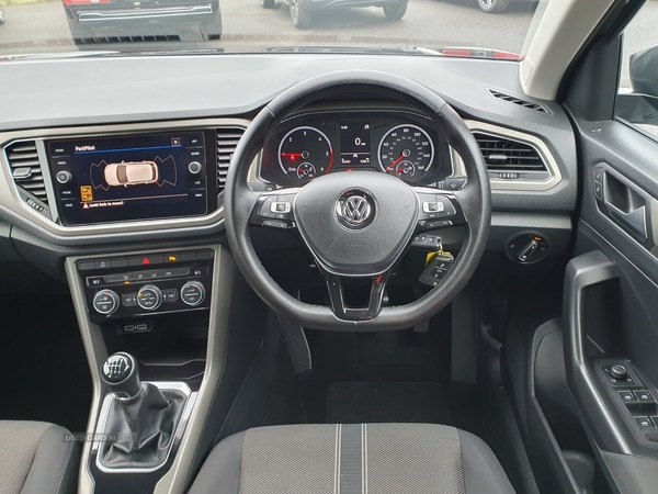 Volkswagen T-Roc SE TDI PARKING SENSORS FULL SERVICE HISTORY in Antrim