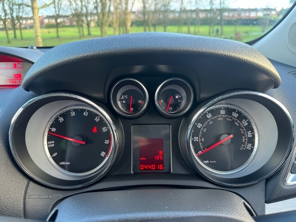 Vauxhall Mokka 1.6L EXCLUSIV S/S 5d 114 BHP in Antrim