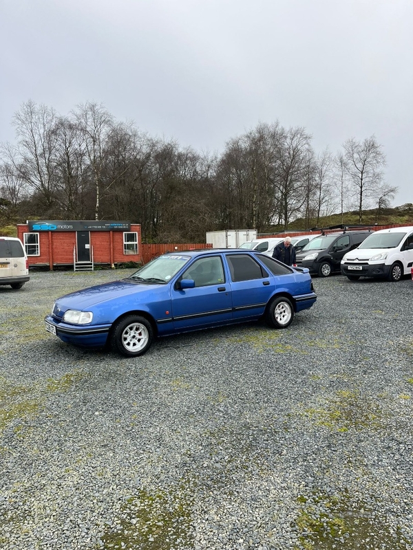 Ford Sierra HATCHBACK SPECIAL EDS in Down