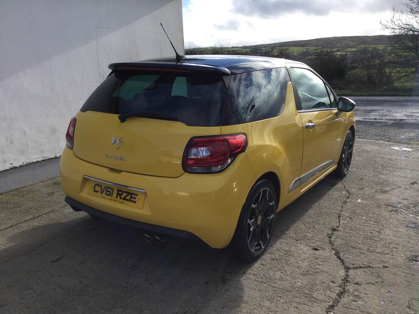 Citroen DS3 HATCHBACK SPECIAL EDITION in Derry / Londonderry