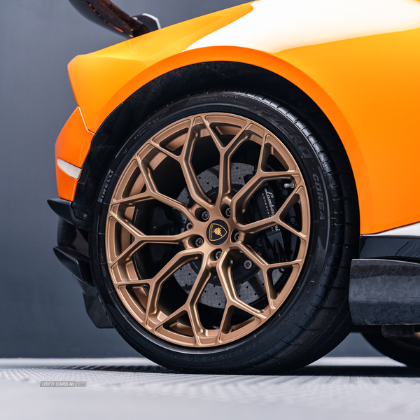 Lamborghini Huracan COUPE in Antrim