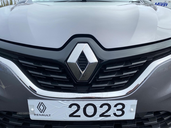 Renault Captur 1.6 E-Tech Full Hybrid 145 Evolution 5Dr Auto in Antrim