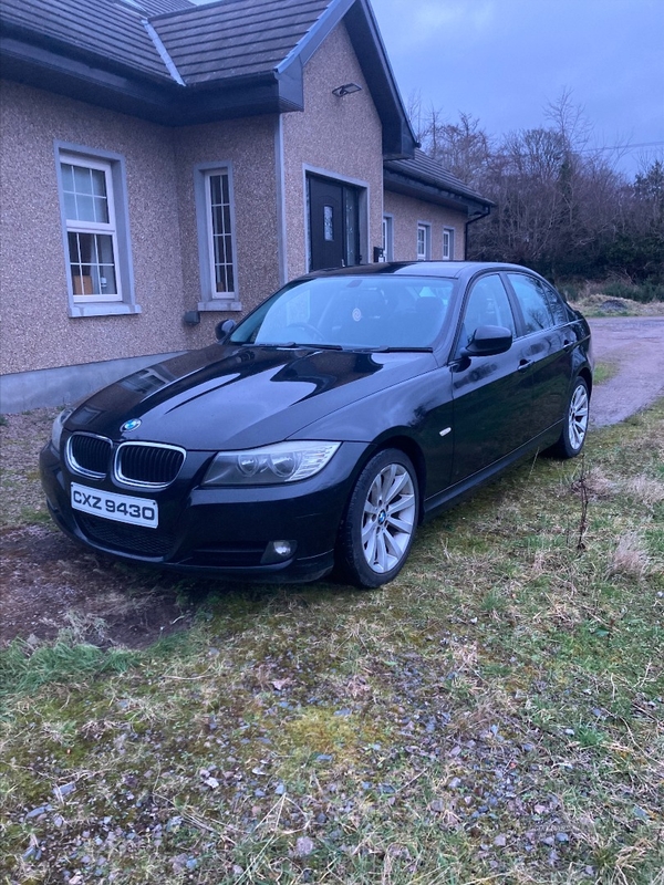 BMW 3 Series 320d SE 4dr in Down