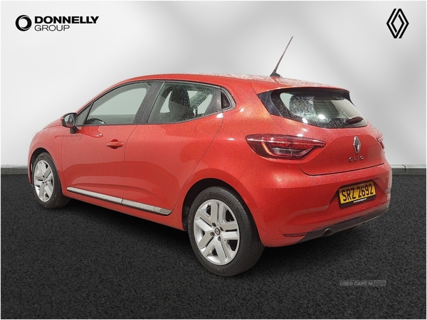 Renault Clio 1.0 TCe 100 Play 5dr in Derry / Londonderry