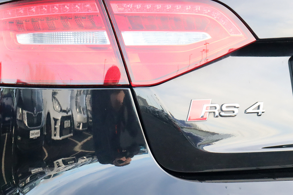Audi RS4 AVANT FSI QUATTRO in Antrim