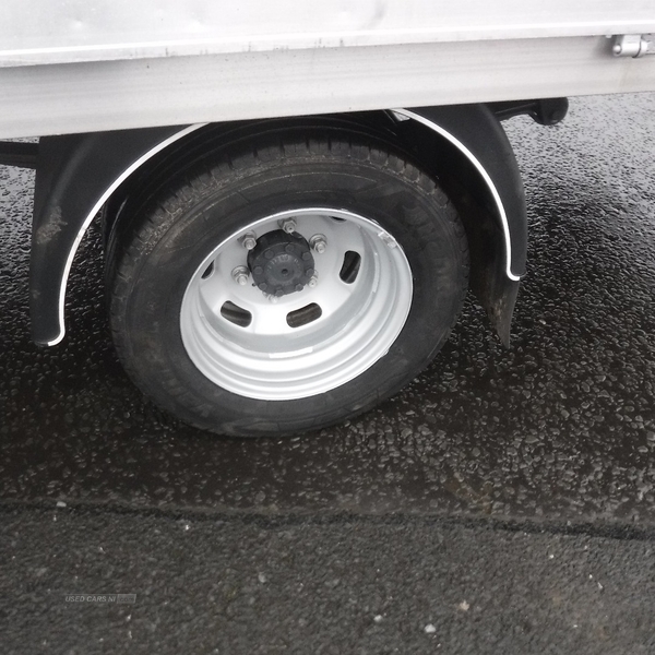 Iveco 35-140 3500kg twin rear wheels dropside t / lift in Down