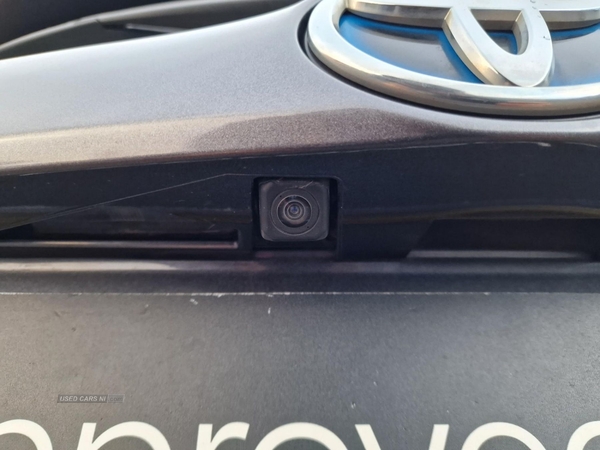 Toyota RAV4 2.5 VVT-h Icon CVT 4WD Euro 6 (s/s) 5dr (Safety Sense, Nav) in Antrim