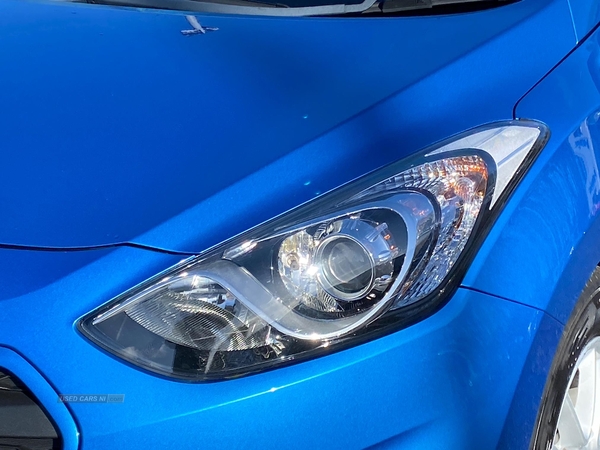 Hyundai i30 1.6 Crdi Blue Drive Se 5Dr in Antrim