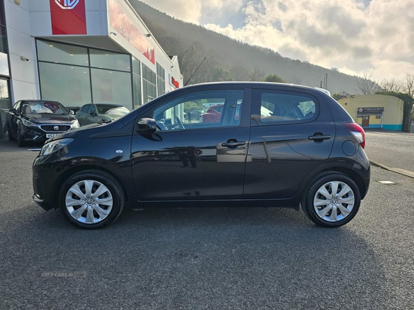 Peugeot 108 1.0 Active Top! Euro 6 5dr in Down