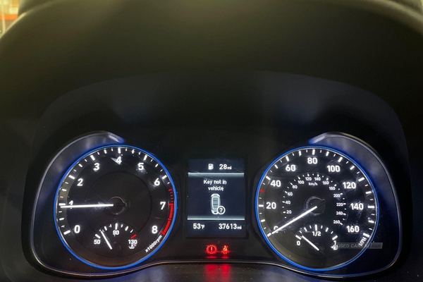 Hyundai Kona 1.0T GDi Blue Drive Premium 5dr- Reversing Sensors & Camera, Bluetooth, Cruise Control, Voice Control, Lane Assist, Start Stop, Sat Nav in Antrim