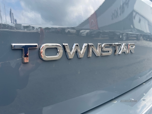 Nissan Townstar 90kW Tekna Van Auto 45kWh in Tyrone