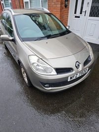 Renault Clio 1.2 TCE Dynamique 5dr in Down