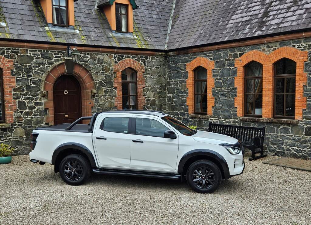 Isuzu D-Max 1.9D V-CROSS DOUBLE CAB AUTO in Antrim