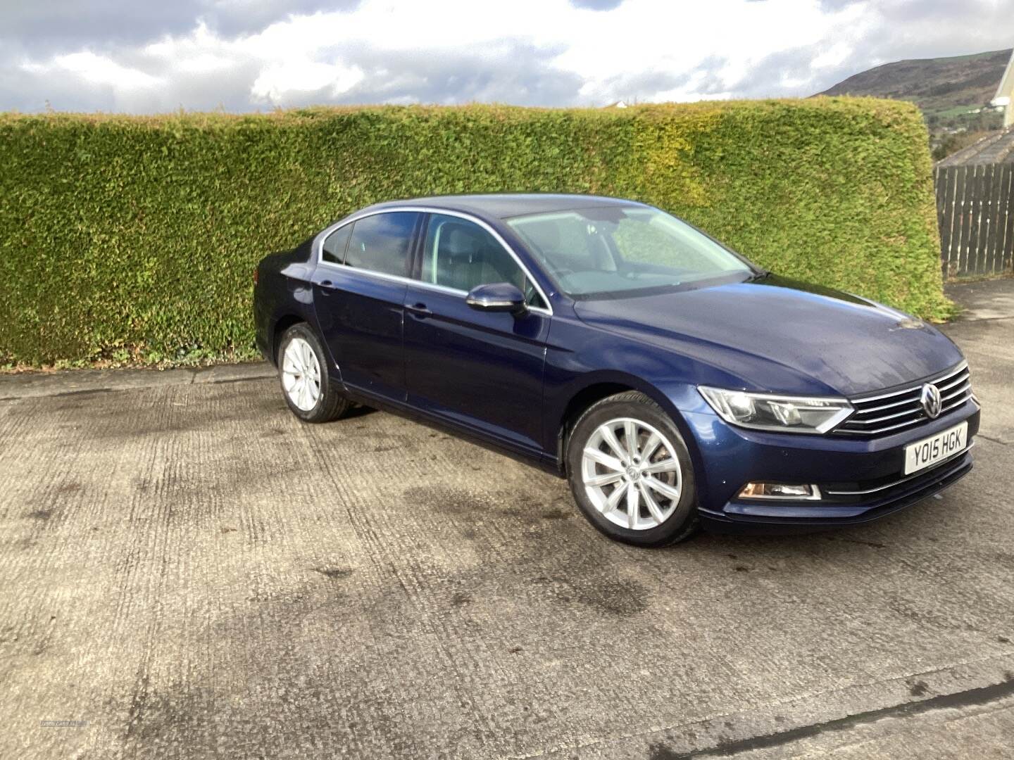 Volkswagen Passat DIESEL SALOON in Down