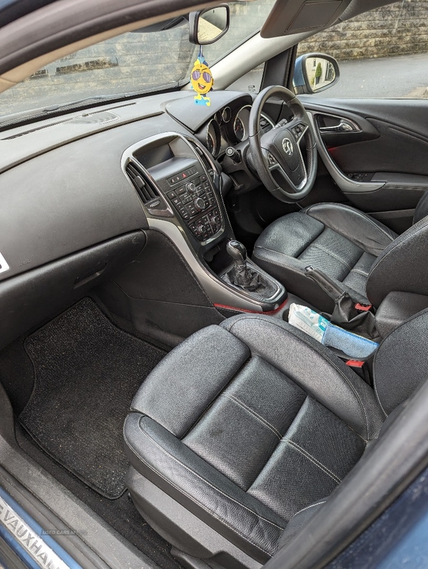 Vauxhall Astra 2.0 CDTi 16V ecoFLEX Elite [165] 5dr in Fermanagh