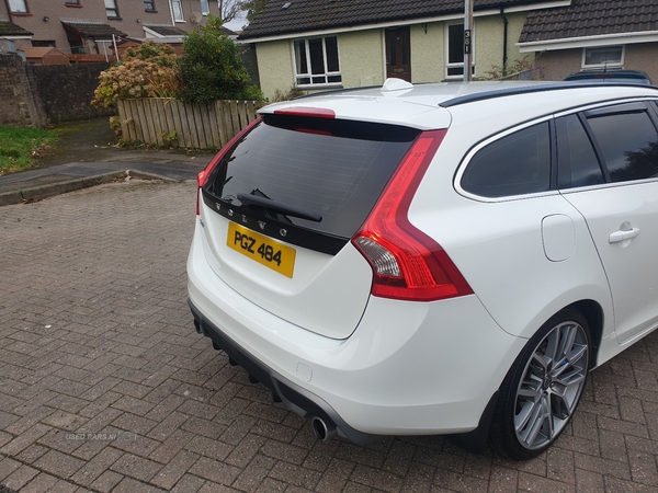 Volvo V60 DRIVe [115] R DESIGN 5dr in Derry / Londonderry
