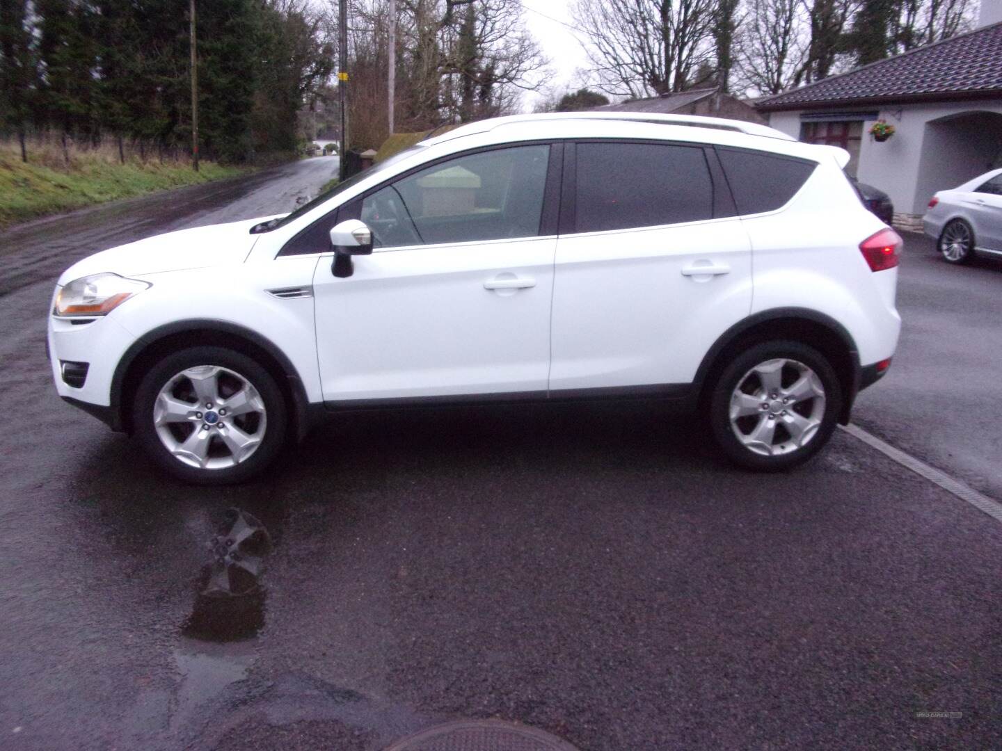 Ford Kuga DIESEL ESTATE in Fermanagh