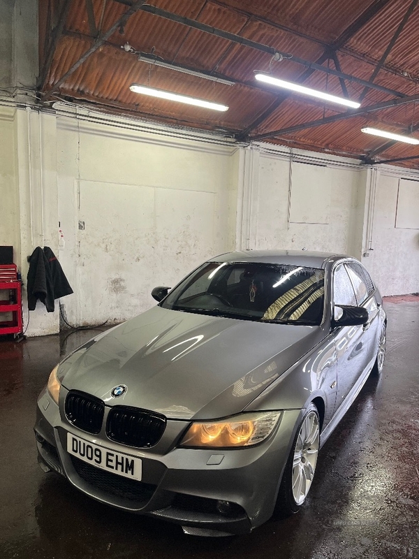 BMW 3 Series 330d M Sport 4dr in Down