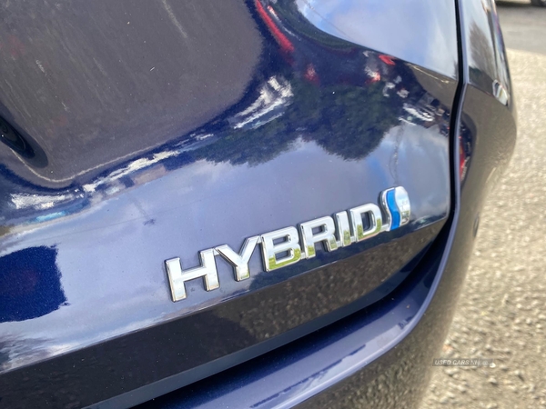 Toyota Corolla 1.8 Vvt-I Hybrid Design 5Dr Cvt in Antrim