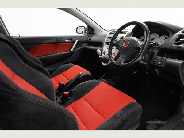 Honda Civic 2.0 TYPE-R 3d 200 BHP in Derry / Londonderry