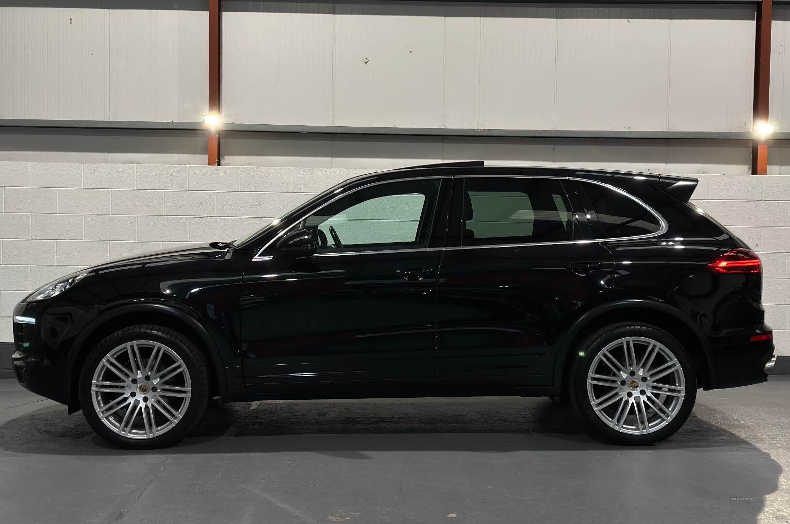 Porsche Cayenne DIESEL ESTATE in Antrim