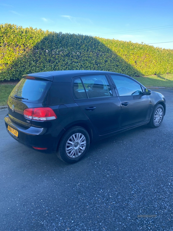 Volkswagen Golf 1.6 TDi 105 S 5dr in Armagh