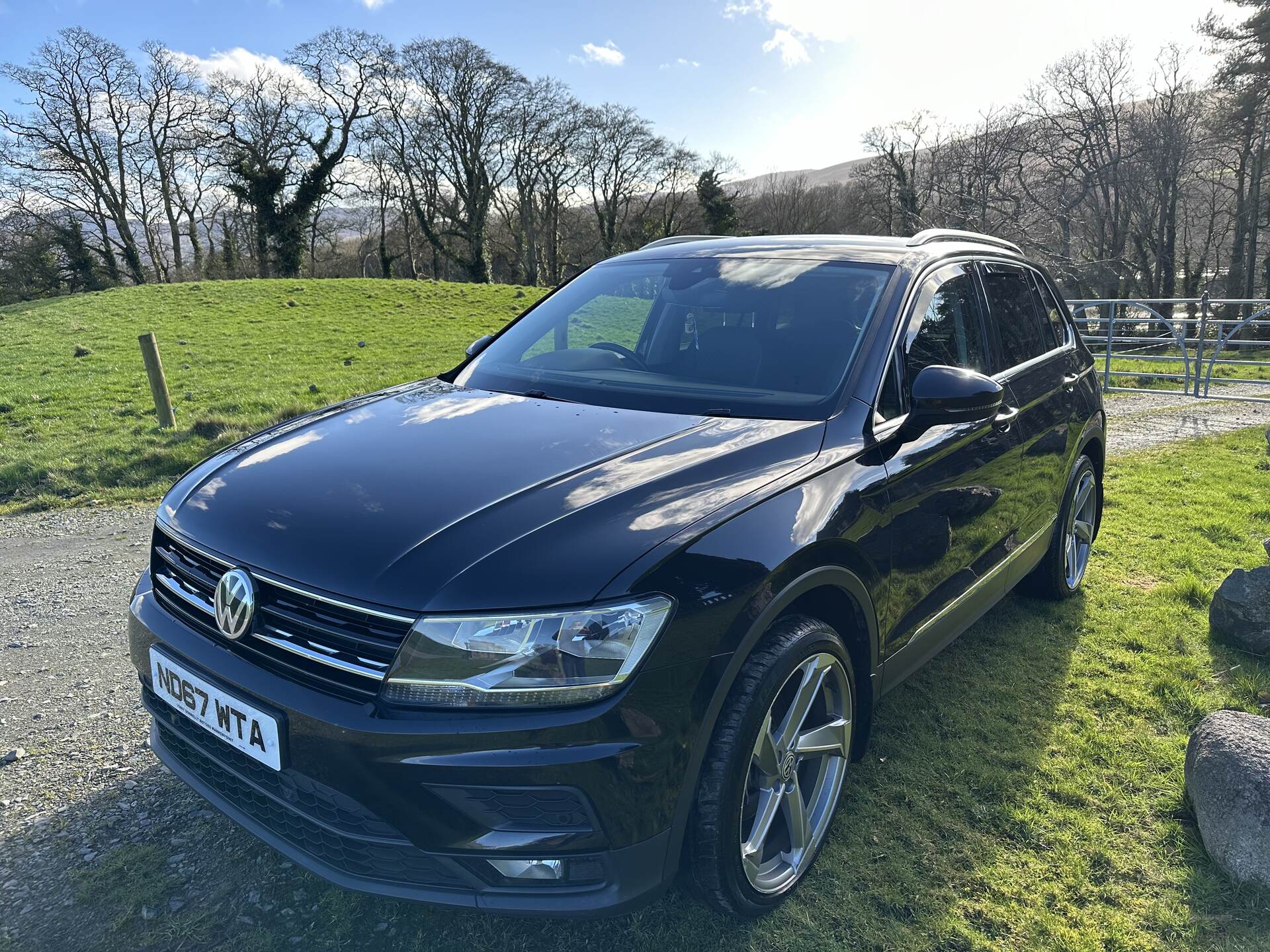 Volkswagen Tiguan DIESEL ESTATE in Down