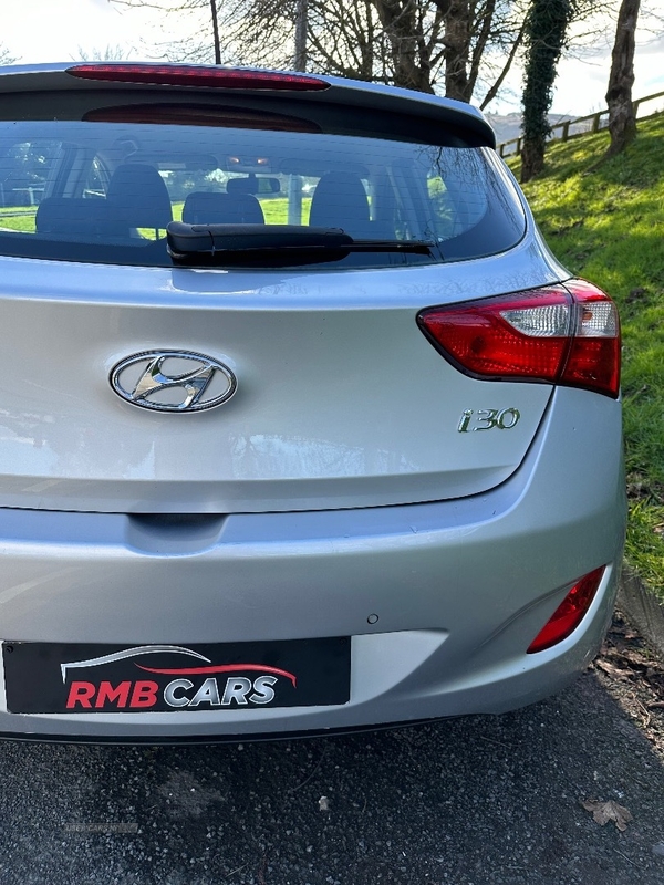 Hyundai i30 DIESEL HATCHBACK in Down