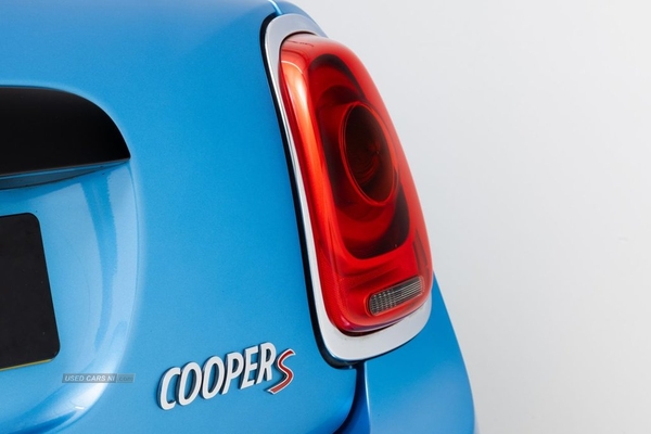 MINI Hatch 2.0 Cooper S 3dr LED Lights in Derry / Londonderry