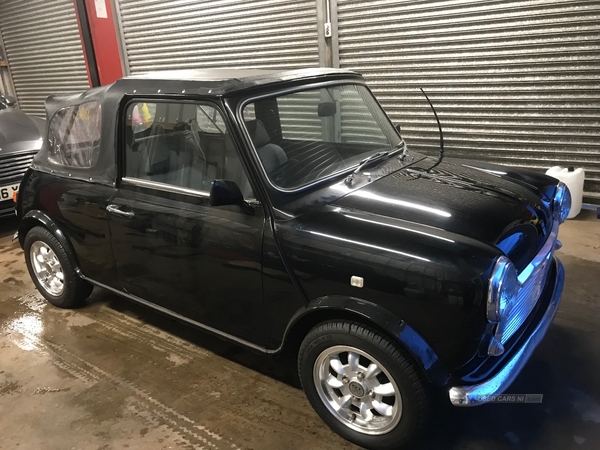 Austin Mini SALOON in Derry / Londonderry