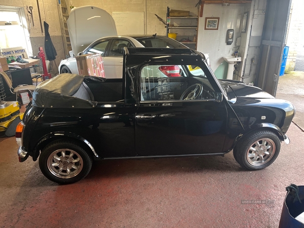 Austin Mini SALOON in Derry / Londonderry