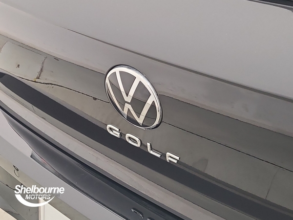 Volkswagen Golf 1.5 eTSI MHEV R-Line Hatchback 5dr Petrol Hybrid DSG Euro 6 (s/s) (150 ps) in Down
