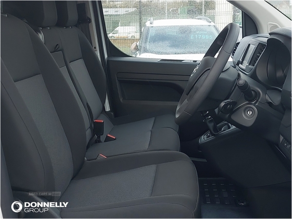 Vauxhall Vivaro 2700 1.5d 120PS Pro H1 Van in Down