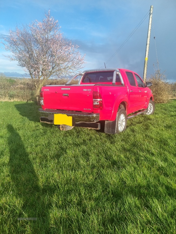 Toyota Hilux Invincible D/Cab Pick Up 3.0 D-4D 4WD 171 in Armagh