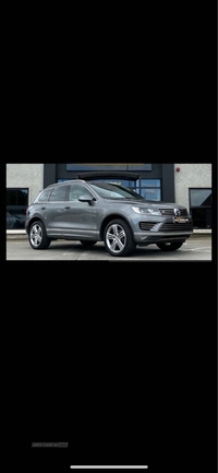 Volkswagen Touareg 3.0 V6 TDI BlueMotion Tech 262 R-Line 5dr Tip Auto in Derry / Londonderry