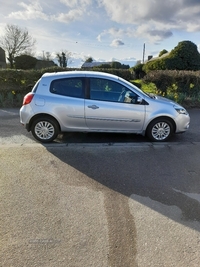 Renault Clio 1.2 16V I-Music 3dr in Armagh