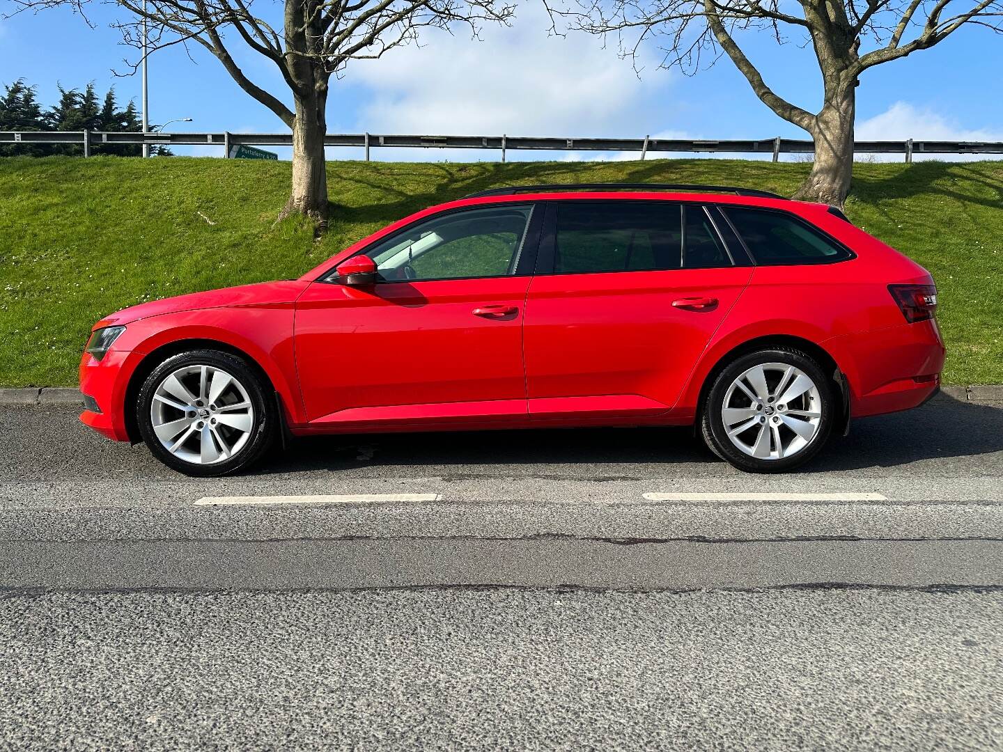 Skoda Superb DIESEL ESTATE in Down