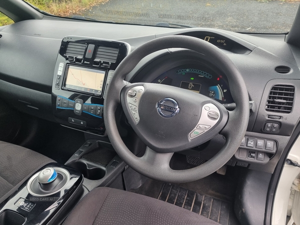 Nissan LEAF HATCHBACK in Armagh