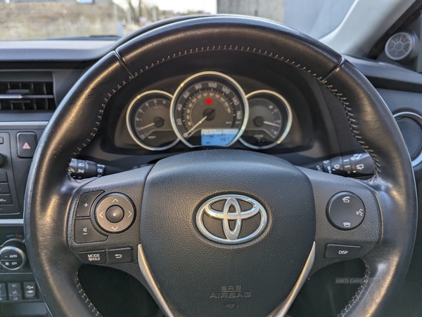 Toyota Auris DIESEL HATCHBACK in Down