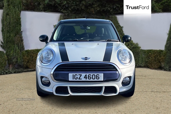 MINI HATCHBACK 1.5 Cooper 5dr - PUSH BUTTON START, CRUISE CONTROL, DYNAMIC TRACTION CONTROL, BLUETOOTH and more in Antrim