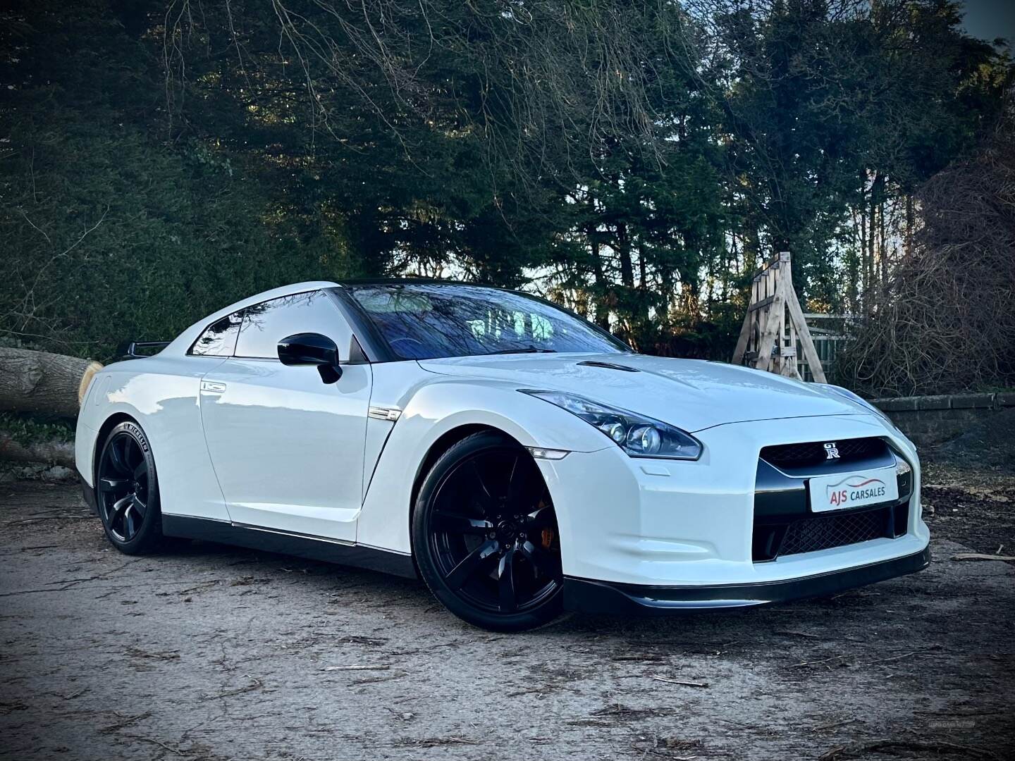 Nissan GT-R COUPE in Antrim