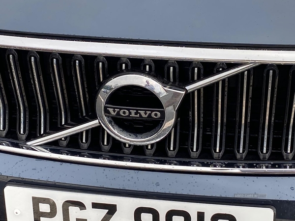 Volvo XC40 2.0 T4 Inscription Pro 5Dr Awd Geartronic in Down