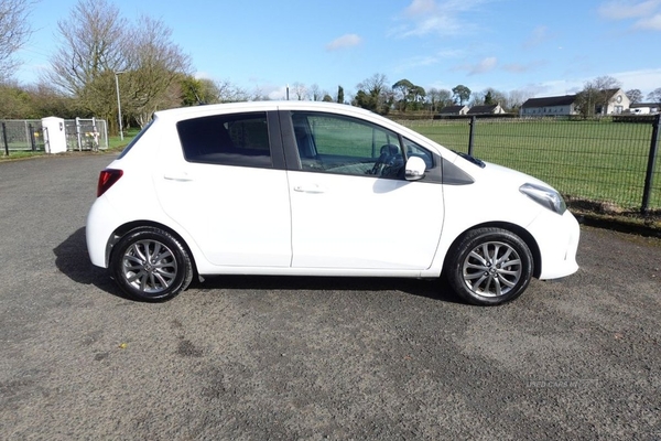 Toyota Yaris 1.3 VVT-I ICON 5d 99 BHP ONLY 43,624 MILES / SERVICE HISTORY in Antrim