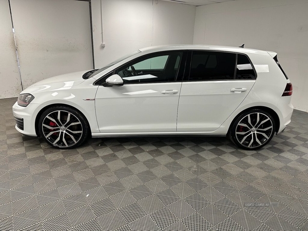 Volkswagen Golf 2.0 GTI PERFORMANCE 5d 227 BHP Great Service History, Heated Seats in Down
