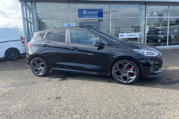 Ford Fiesta 1.5 EcoBoost ST-3 5dr ** REVERSING CAMERA+SENSORS, FORD PERFORMANCE SEATS, PERFORMANCE PACK, HEATED SEATS/STEERING WHEEL ** in Derry / Londonderry
