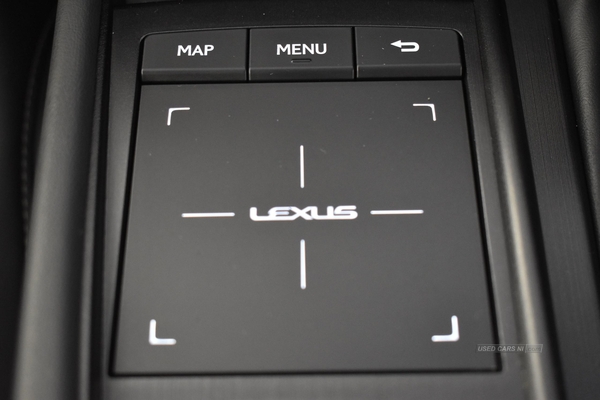 Lexus ES 300h 2.5 F-Sport 4dr CVT in Antrim